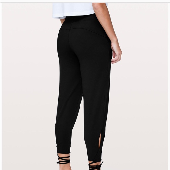 Meet your Posher, Brooke - Picture 1 of 1